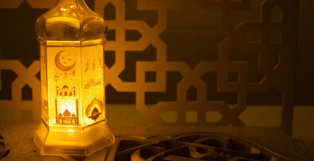 অসন্তুষ্টি ও কৃতজ্ঞতার শিক্ষা